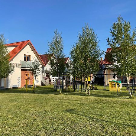 Morski Zakatek Apartamenty Ровы Экстерьер фото